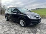 Opel Zafira B CATCH ME Now - Opel Zafira: Catch Me Now