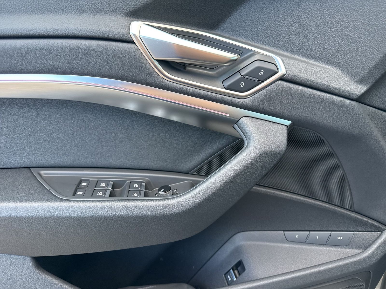 Audi Q8 e-tron - Bild 17