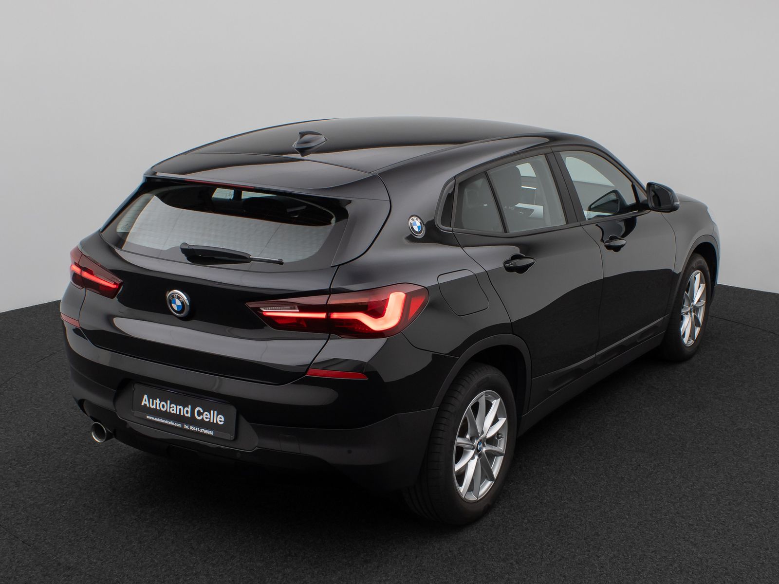 Fahrzeugabbildung BMW X2 sD18i Parkassistent DAB Navigation Lordos LED
