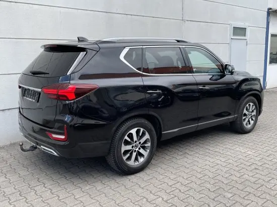 Ssangyong Rexton 2.2 E-XDI 4WD 8AT Sapphire 5S EL AHK ACC