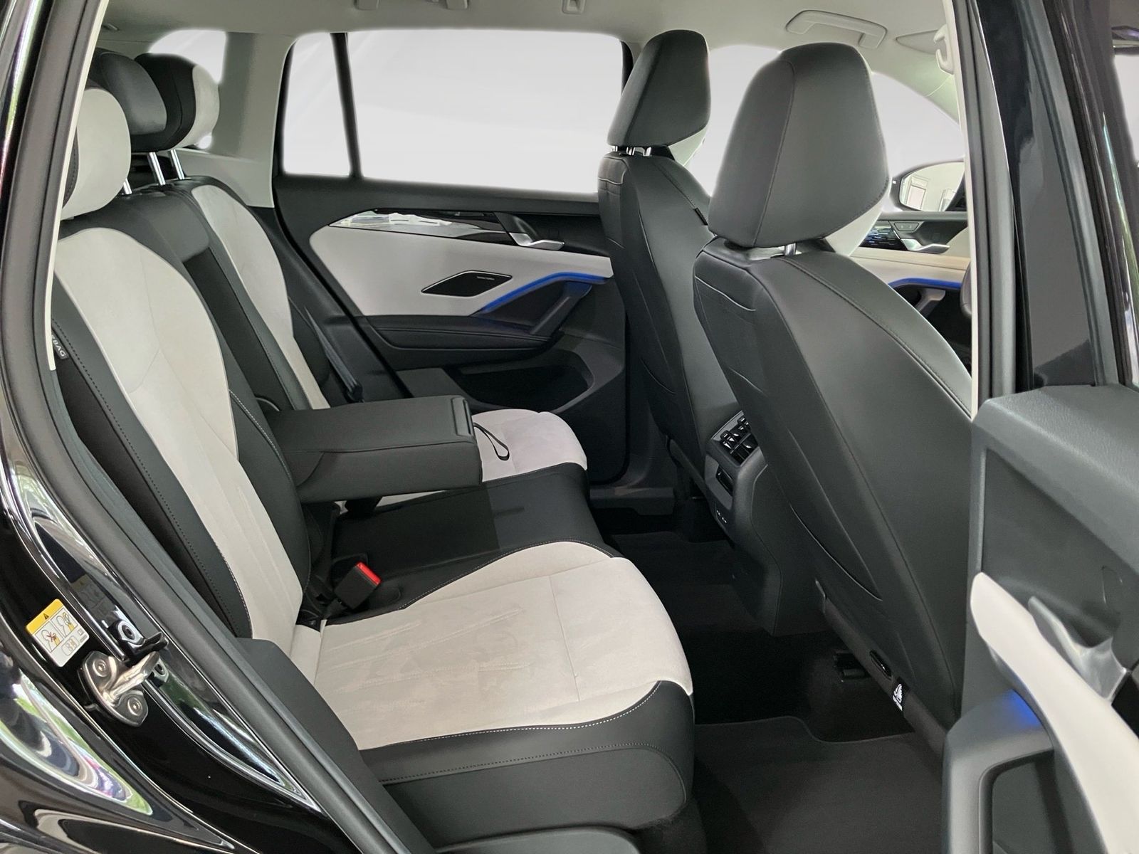 Volkswagen Tiguan - Bild 10