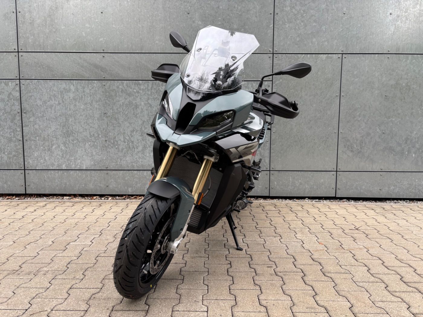 Fahrzeugabbildung BMW S 1000 XR Sport 2 Pakete Tieferlegung