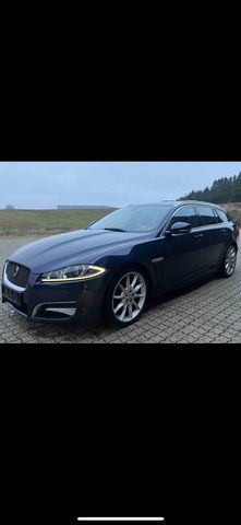 Jaguar XF 3.0D 275ps.