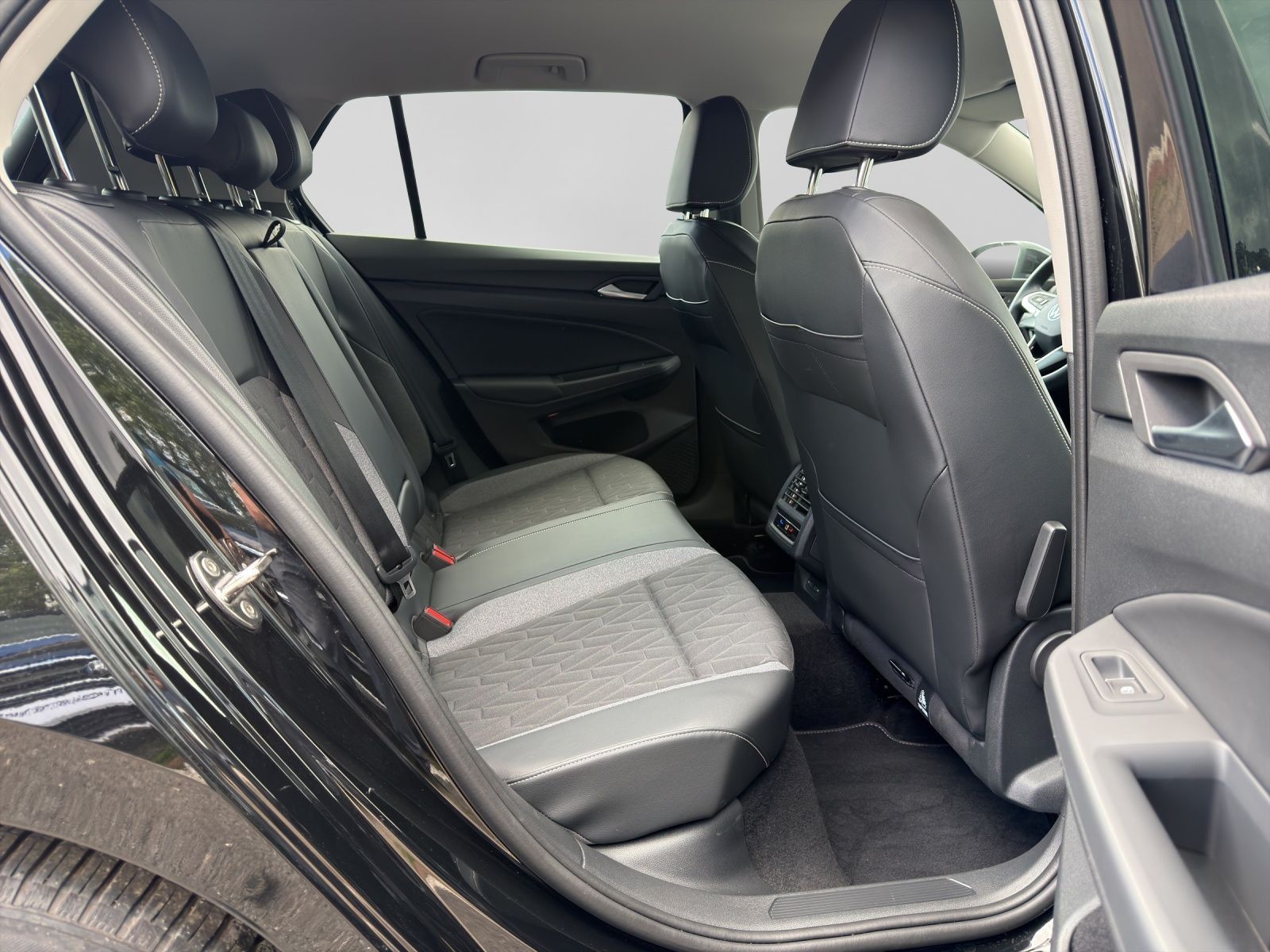 Volkswagen Golf - Bild 7