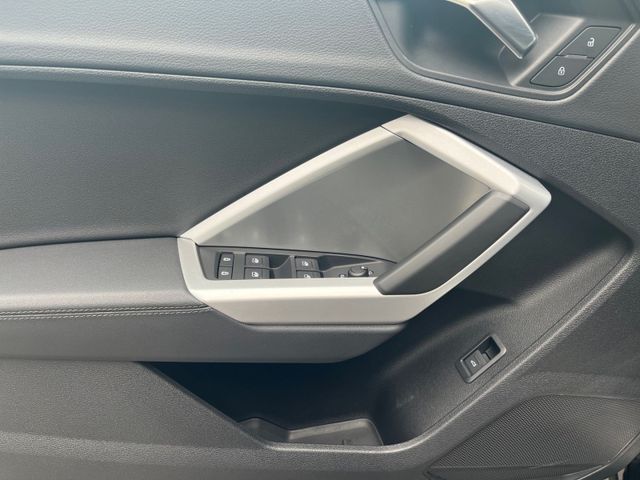 Q3 35 TDI advanced LED+KAMERA+VCP+NAVI