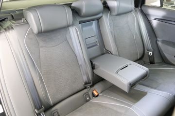 Skoda Superb Combi 2.0 TSI 195 kW 4x4 Sportline