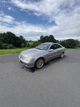 Mercedes-Benz Clk 320 w209  - graue Mercedes-Benz 320