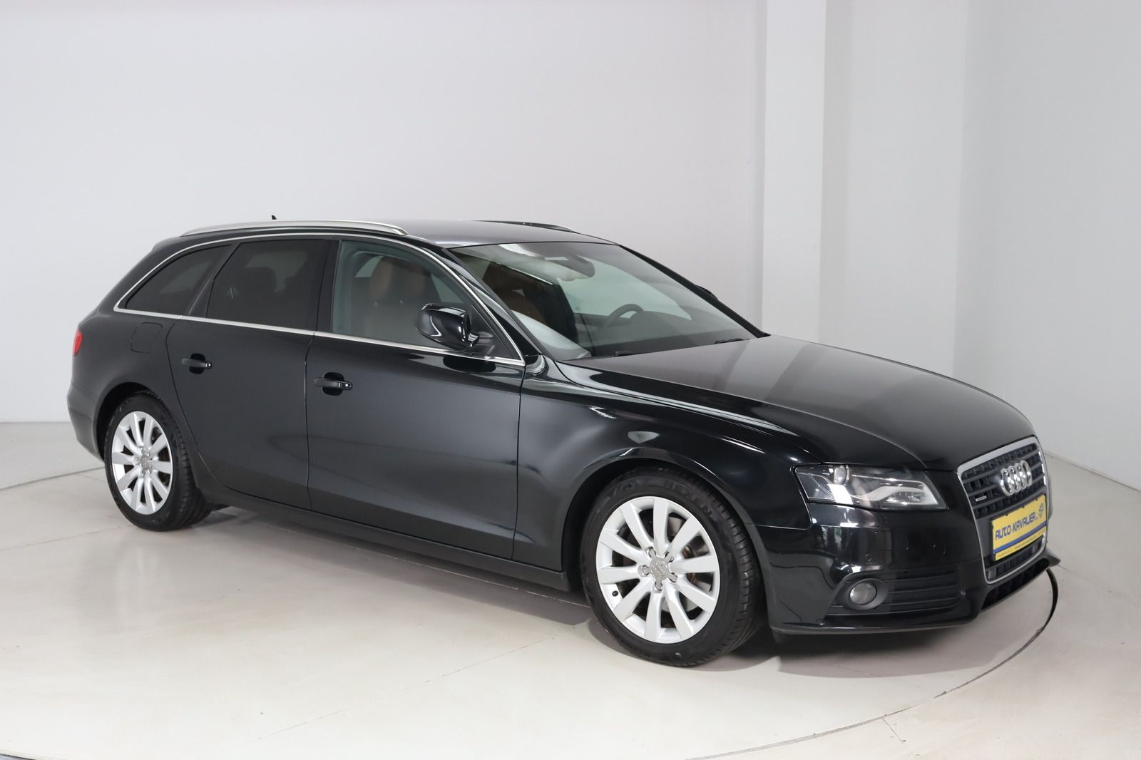 Fahrzeugabbildung Audi A4 2.0 TFSI quattro Avant * BI-Xenon * Navi *