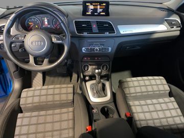 Audi Q3 - 10