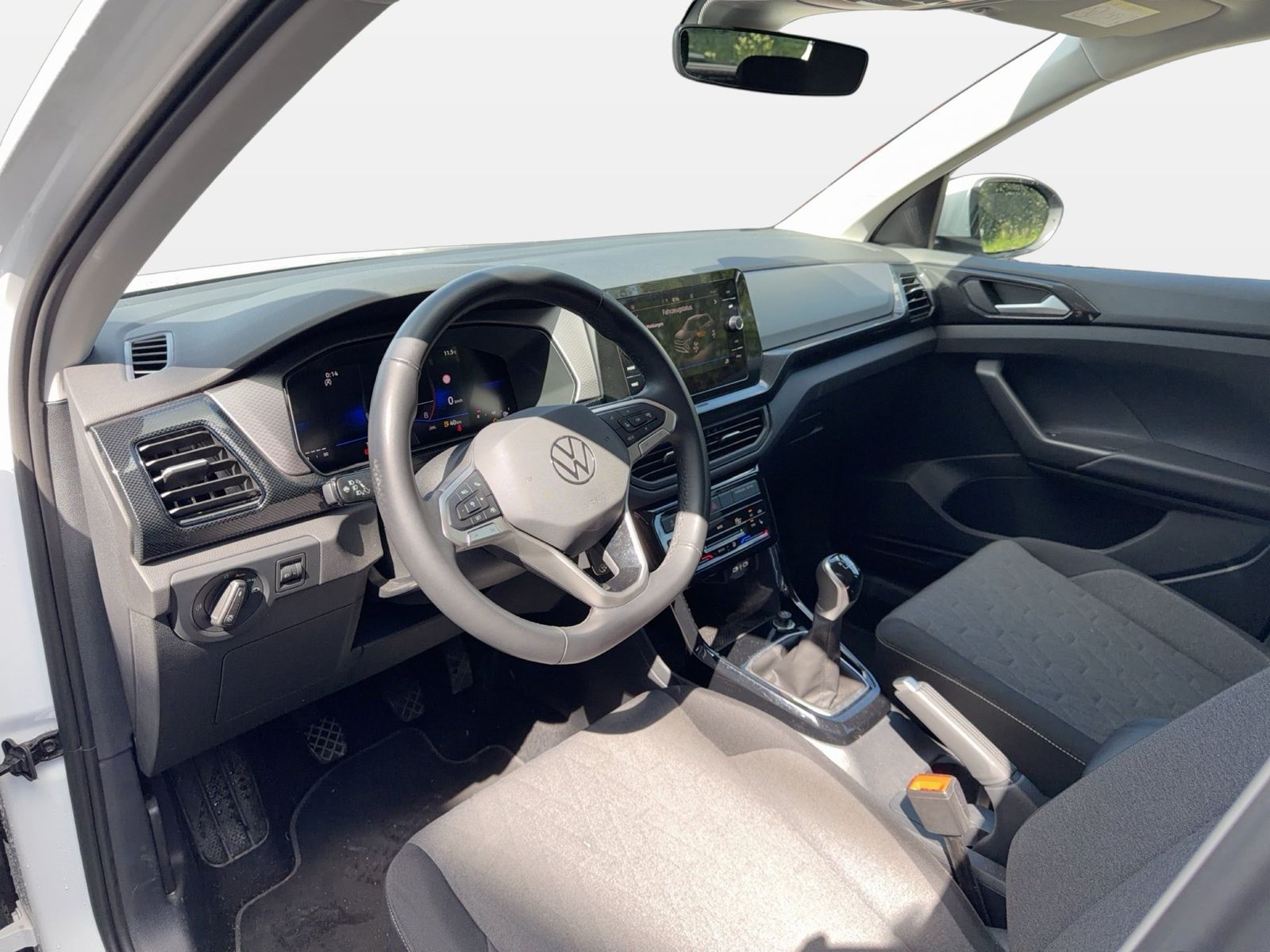 Volkswagen T-Cross - Bild 8