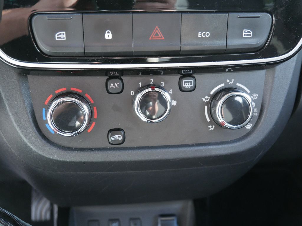 Fahrzeugabbildung Dacia Spring Essential KLIMA