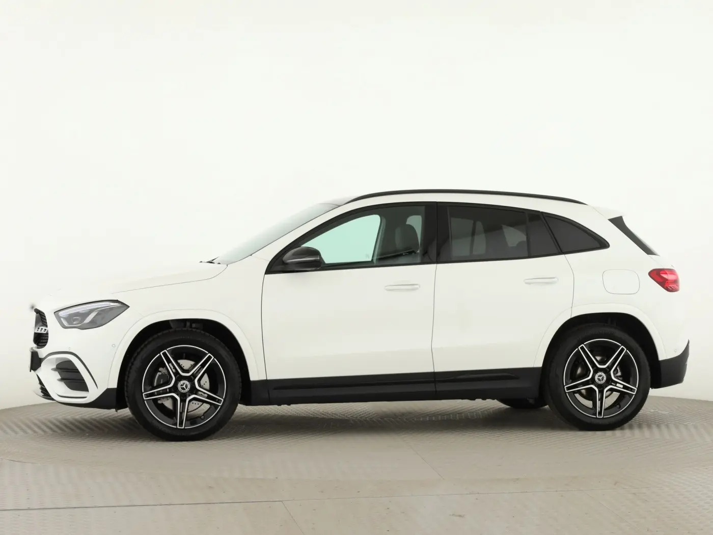 Mercedes-Benz GLA AMG*Night*19''*Pano*Multibeam*Klimaautom, миниатюра 7