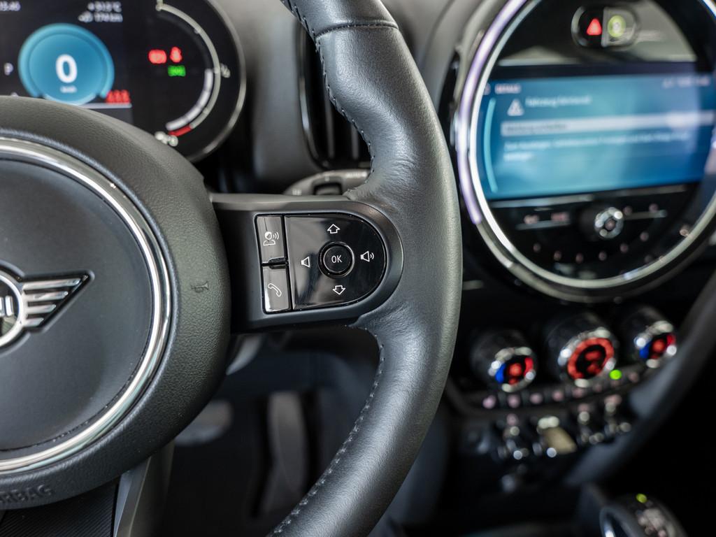 MINI Countryman Cooper SE ALL4 Classic Trim LED NAVI