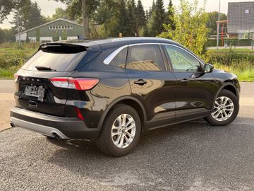 Ford Kuga - 4