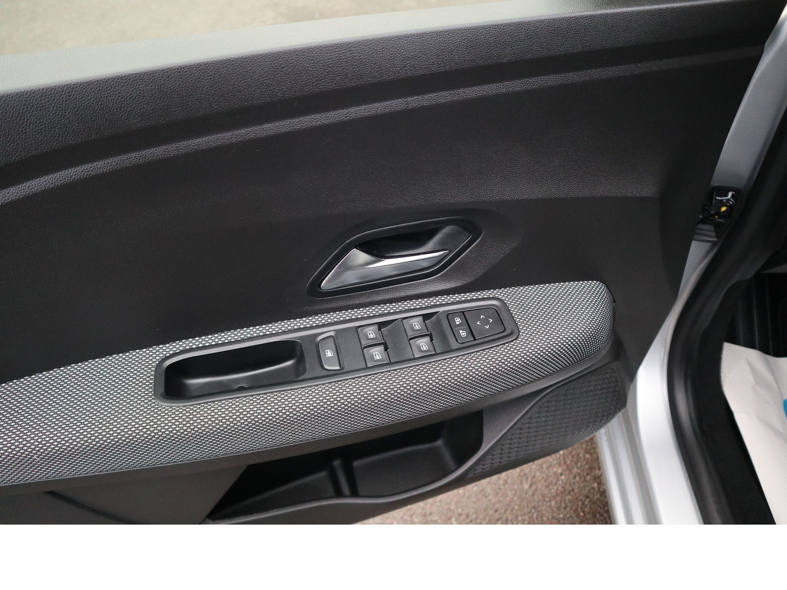 Fahrzeugabbildung Dacia Sandero Comfort Navi Tempo Scheckheftgepflegt
