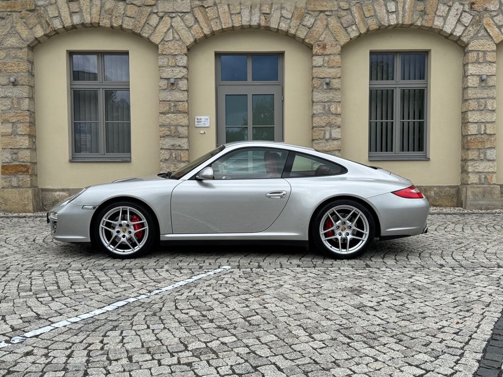 PORSCHE 997 2010