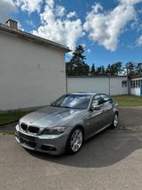 BMW E90 318i Tüv 09/27 Service neu 2. Hand - BMW 318 aus 2009: 318i