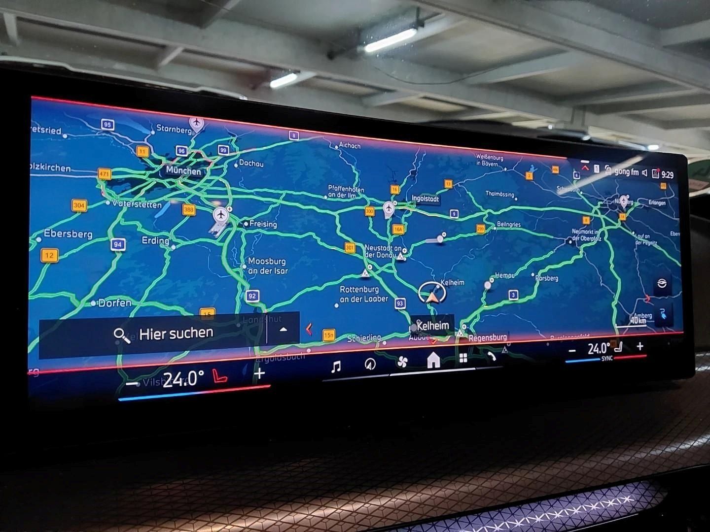 Fahrzeugabbildung BMW i4 xDrive40 Gran Coupé, Parking Assistant Plus