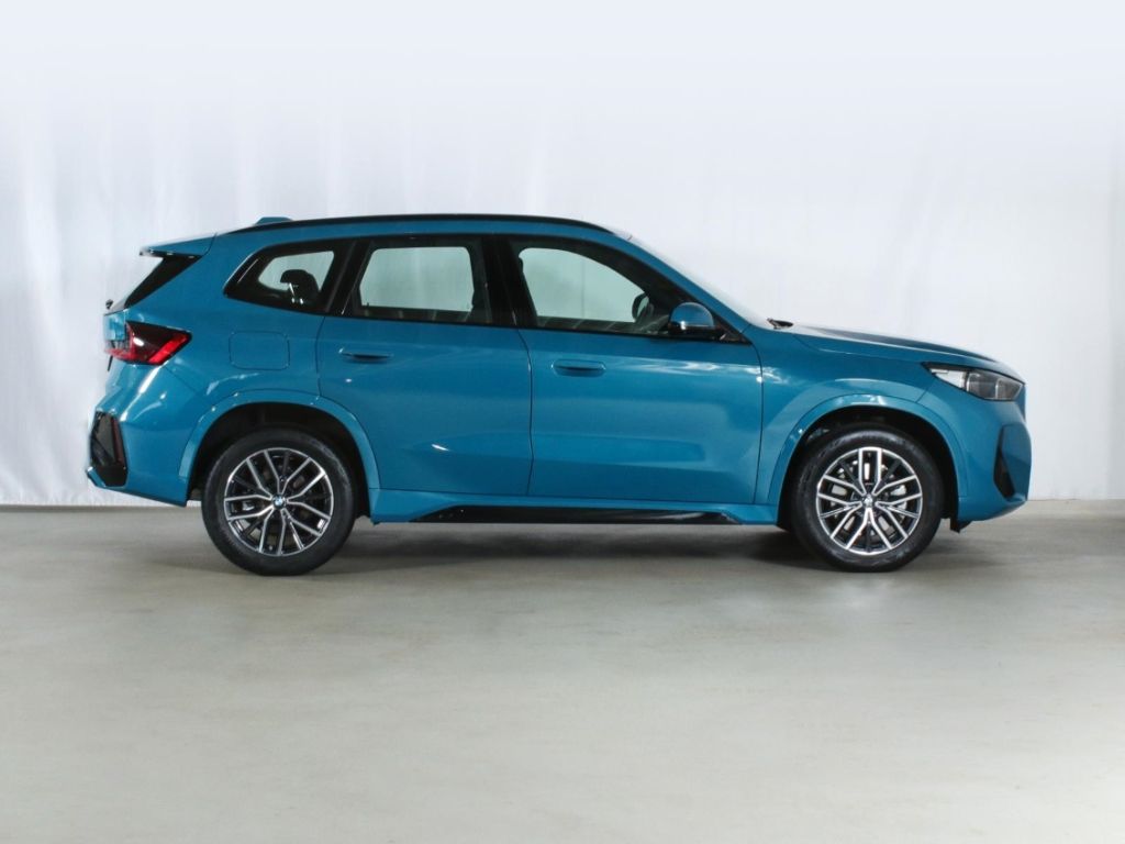 BMW X1 23i M Sport ACC Adap. LED 360 HUD H&K Keyless foto 4