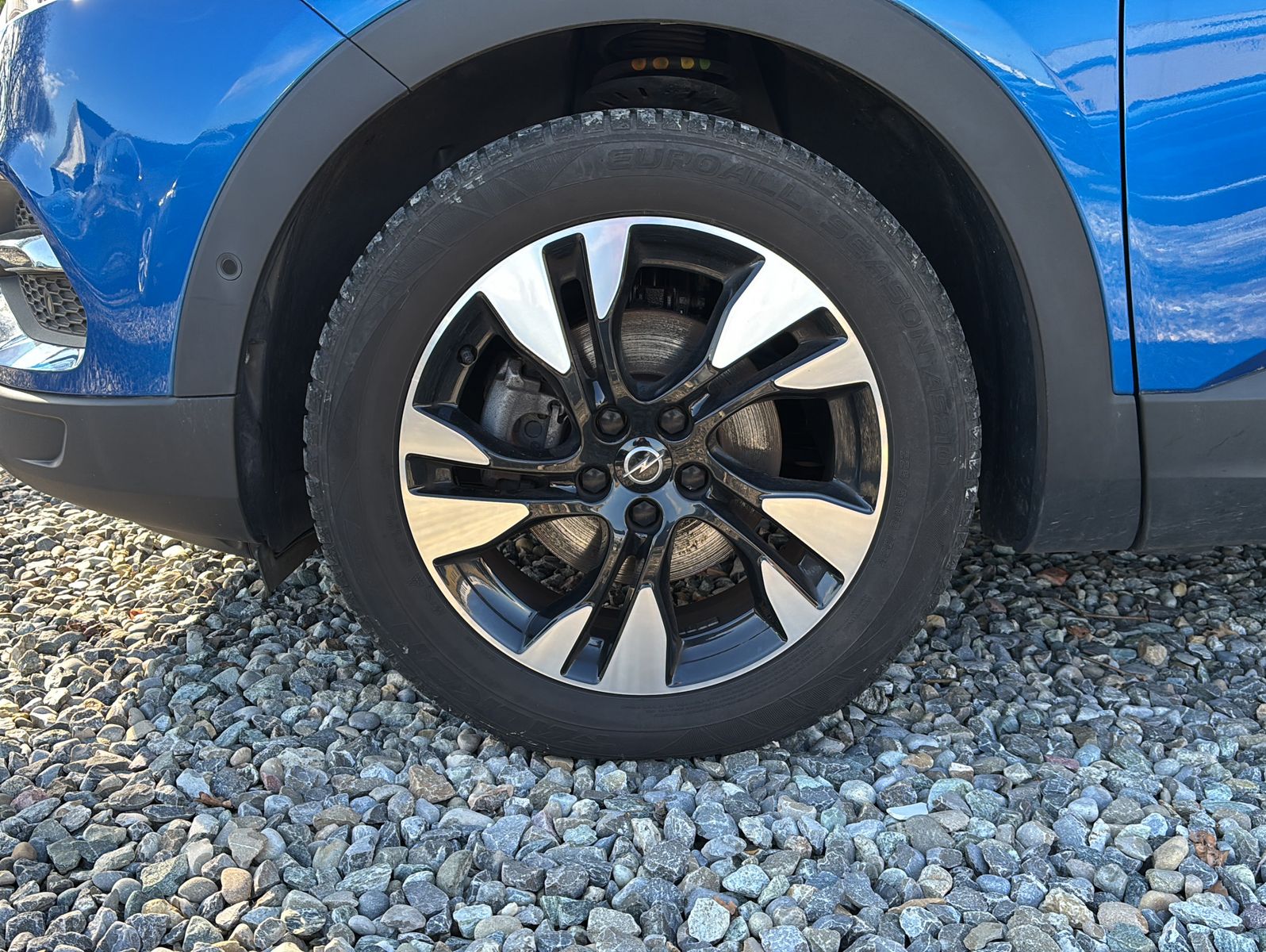 Fahrzeugabbildung Opel Grandland Elegance