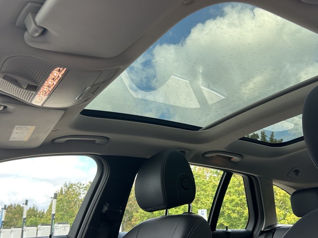 Fahrzeugabbildung Mercedes-Benz C 220 d T-Modell Avantgarde*COMAND*PanoDach*AHK