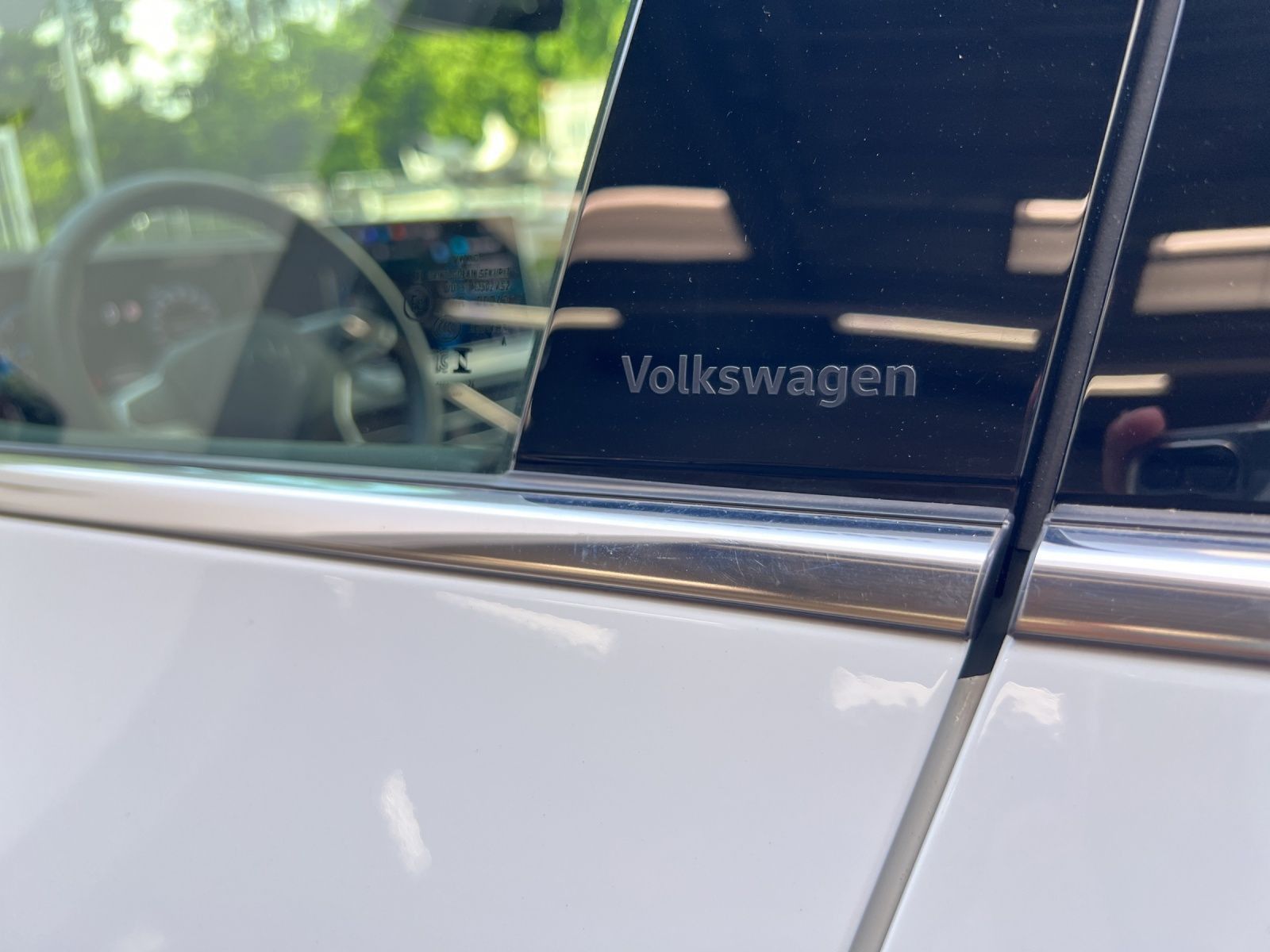 Tiguan Elegance 2.0 TDI DSG 4M Navi*ACC*Standhzg