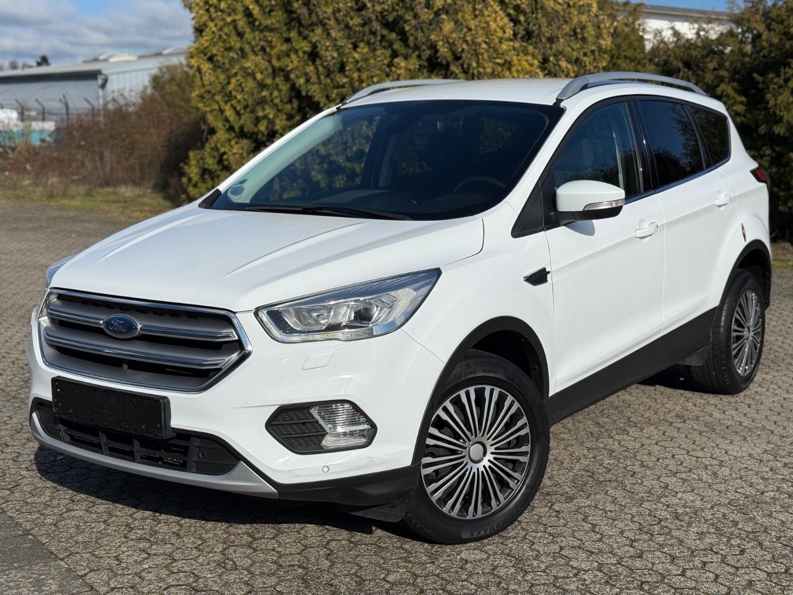 Ford Kuga * AHK * NAVI * SITZHEIZUNG * FACELIFT *