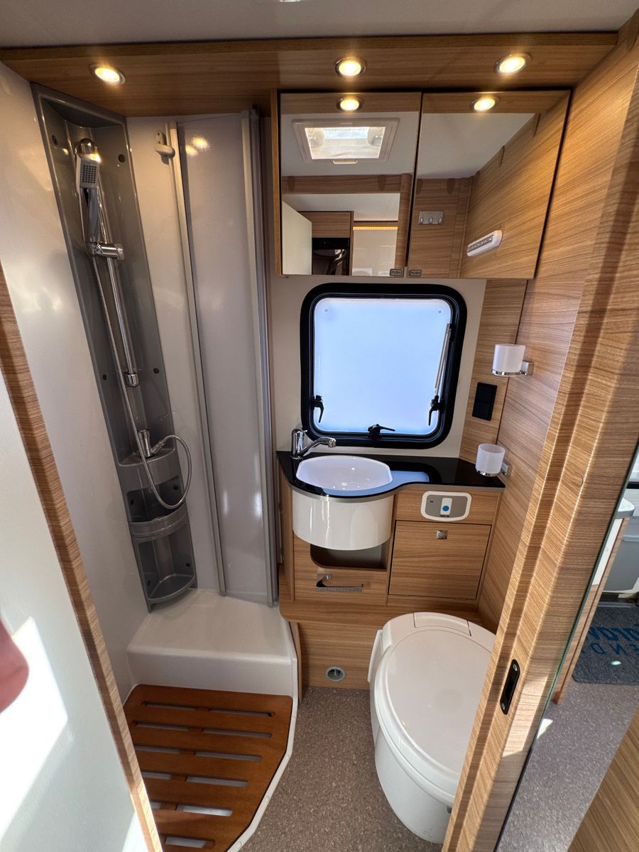 Fahrzeugabbildung Dethleffs GLOBEBUS T 006 FIAT 9G AUTOMATIK ACC NAVI TV SAT