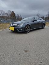 Mercedes-Benz Mercedes Benz W204 C350 AMG Performance - Mercedes-Benz C 350 mit Benzin-Antrieb: Coupe