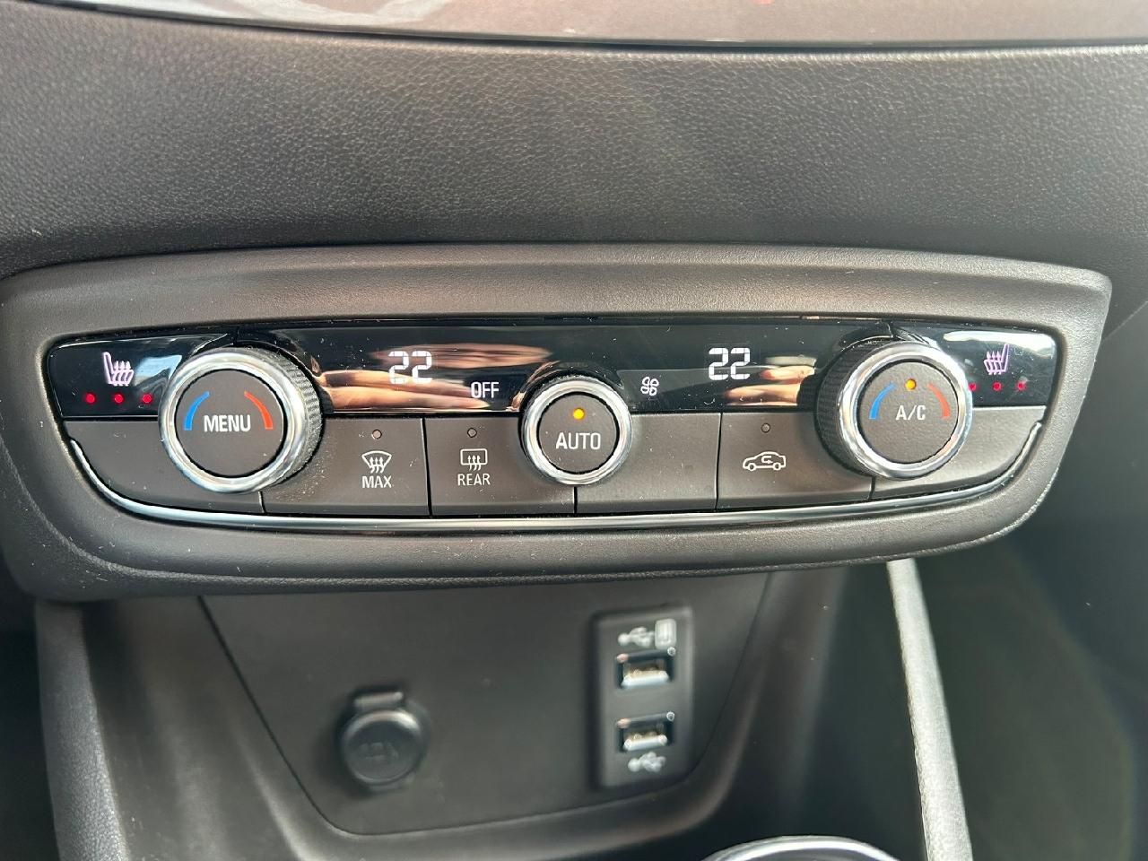 Fahrzeugabbildung Opel Crossland Elegance