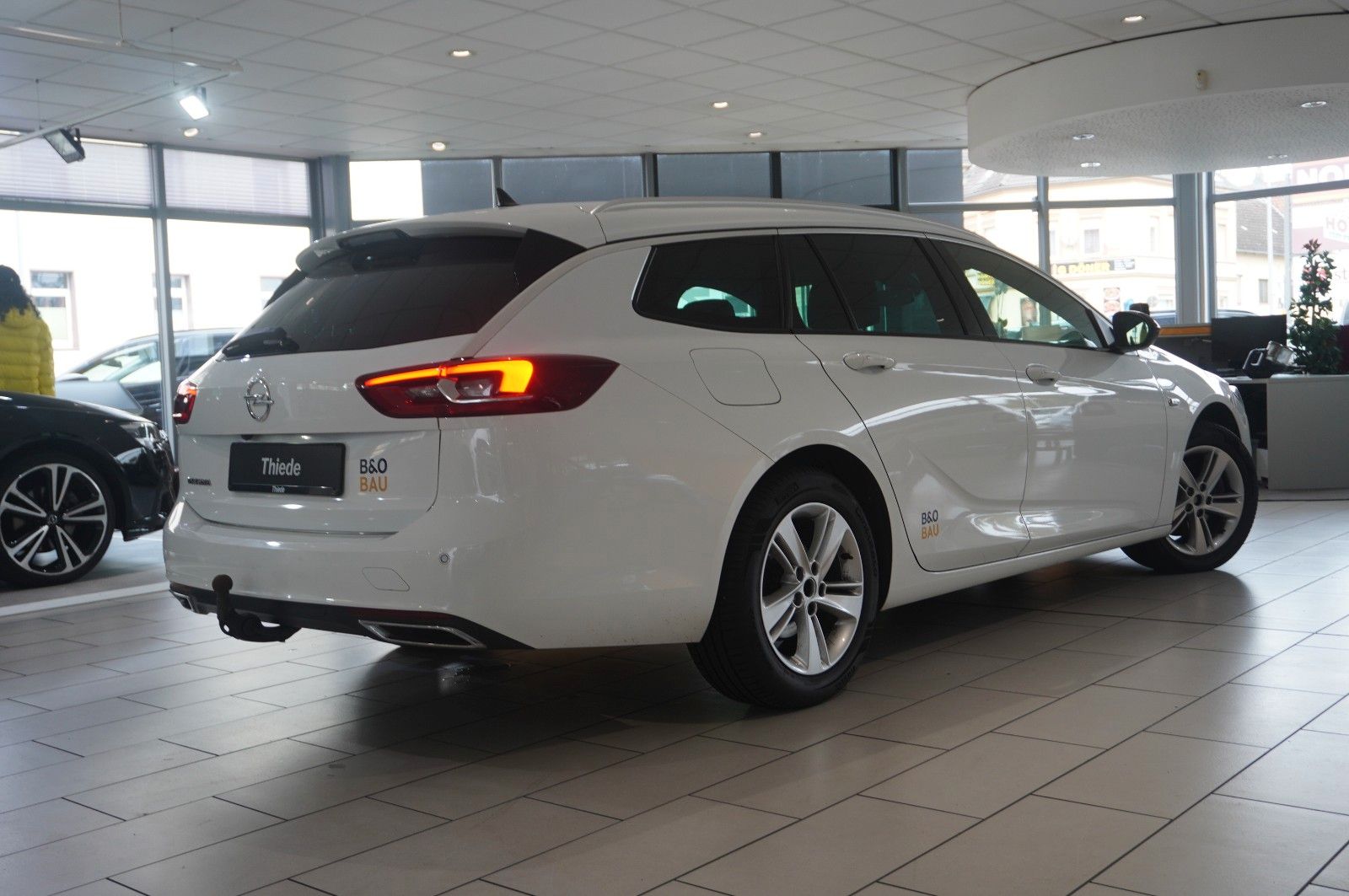 Fahrzeugabbildung Opel Insignia B ST 2.0D BUSINESS NAVI/LED/KAMERA/AHK