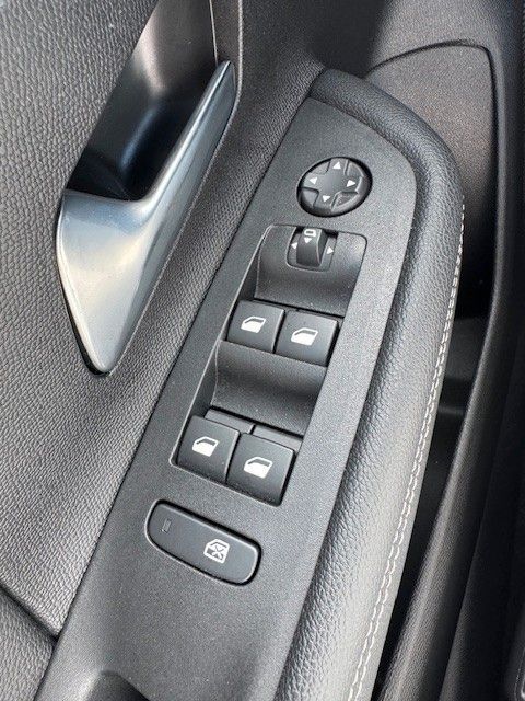 Fahrzeugabbildung Opel Mokka Ultimate Sitzh.*Kamera*Abstandstempomat
