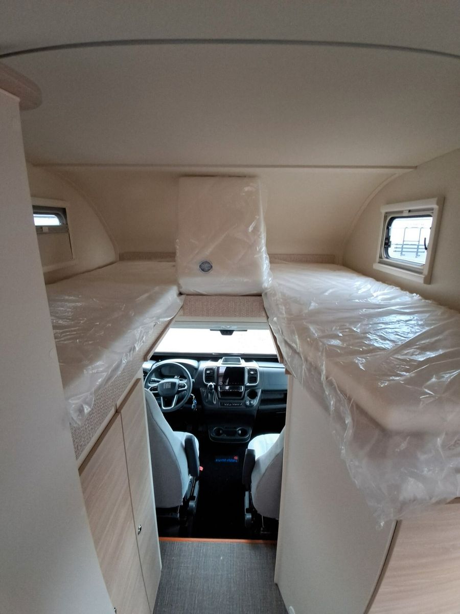 Fahrzeugabbildung Eura Mobil Activa One AO 650 HS Travel Pakete, Automatik