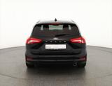 Ford Focus Turnier 1.0 EcoBoost Aut. LED Navi AHK DAB - Ford Focus mit Benzin-Antrieb: Kombi, Automatik