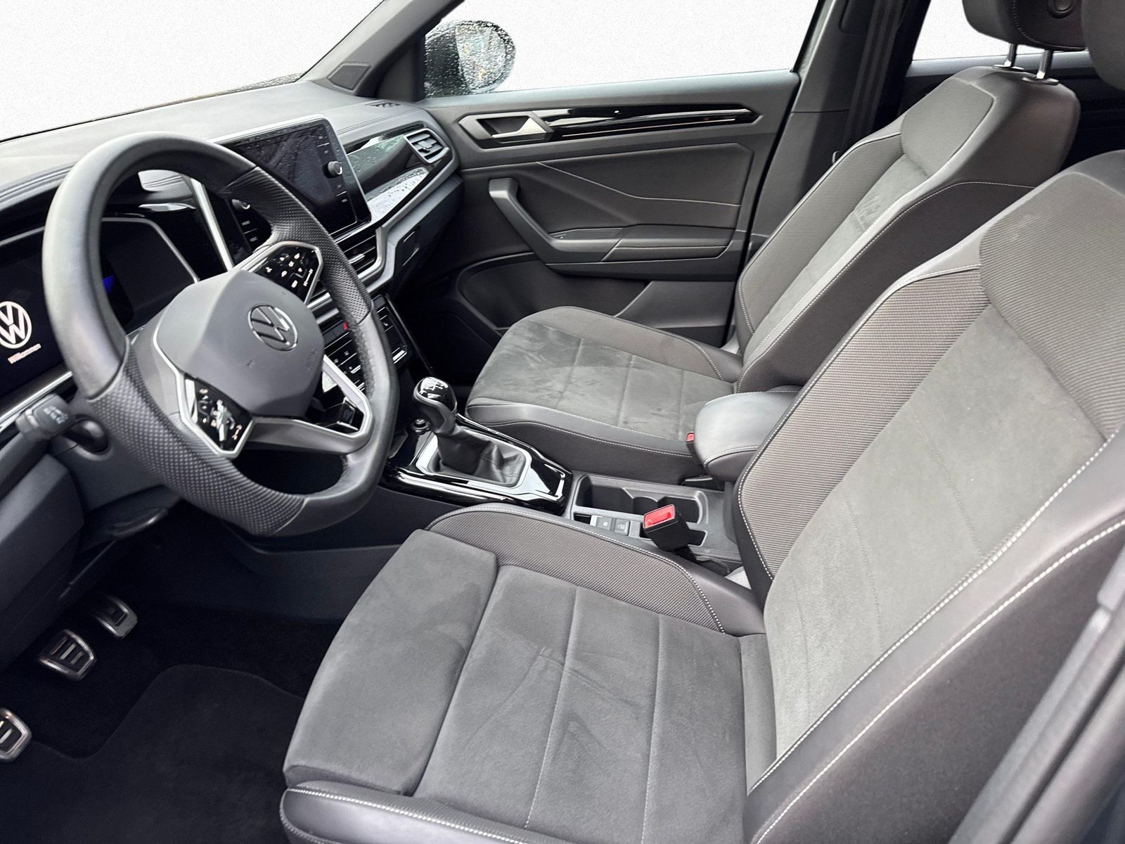 Volkswagen T-Roc - Bild 11