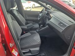 Fahrzeugabbildung Volkswagen Polo 1.0 TSI R-Line DSG EINPARKHILFE FRONT+HECK