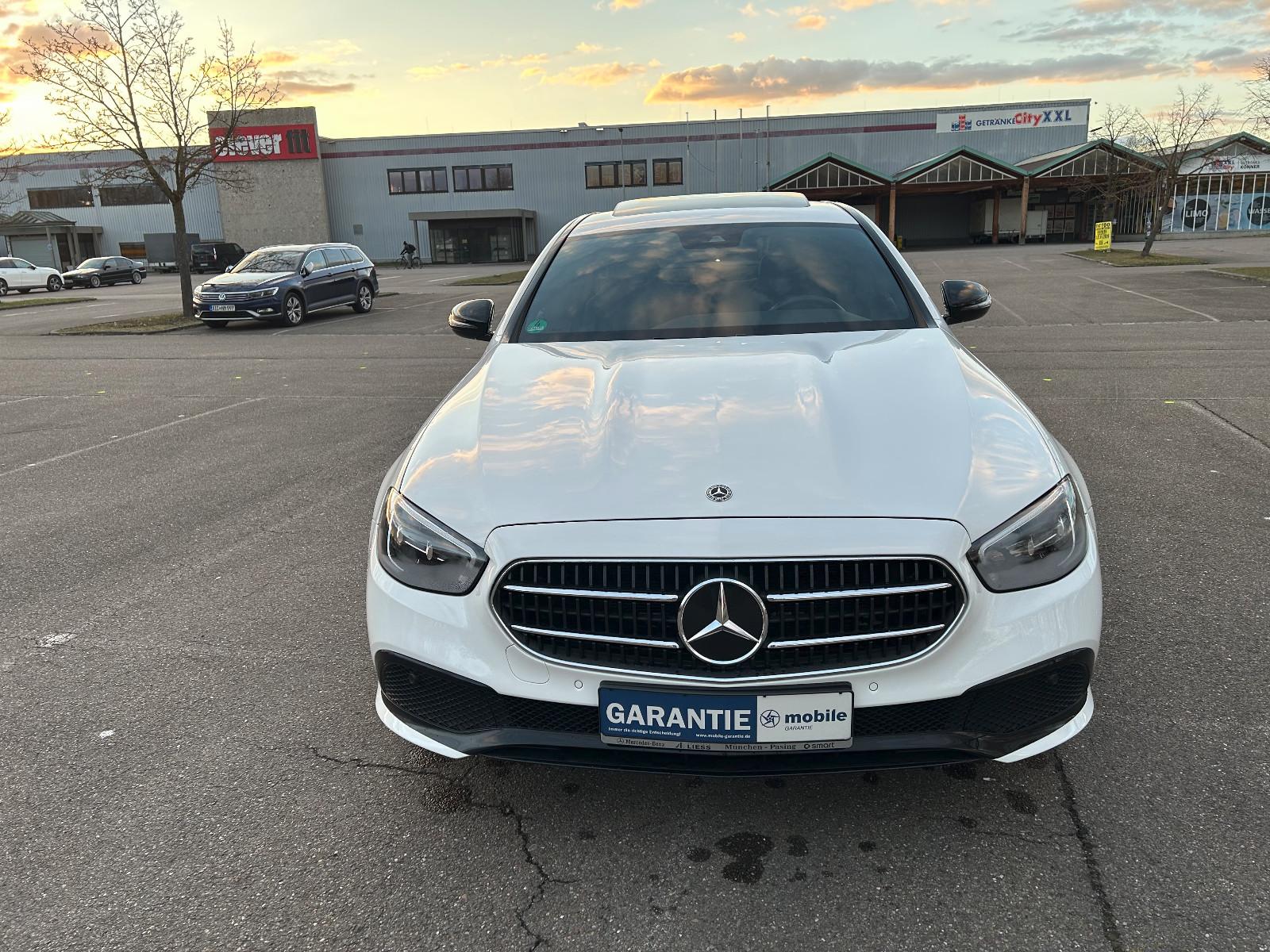 Mercedes-Benz E-200-Avantgarde-LED-Touchpad-Kamera-Nigt-Paket-