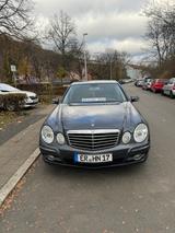 Mercedes-Benz Mercedes Benz E230  - Mercedes-Benz E 230 mit Benzin-Antrieb