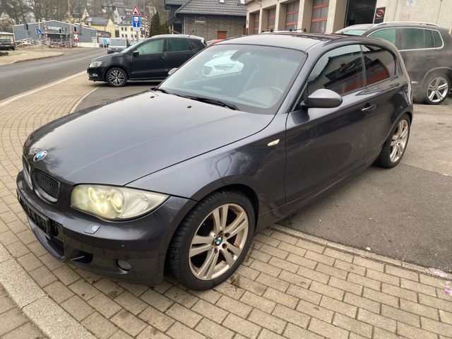 BMW 118 Baureihe M Paket  Klima,PDC,SHZ,Leder,Tüv