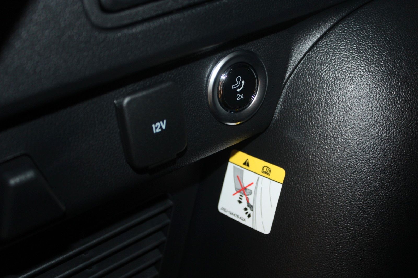 Fahrzeugabbildung Ford Kuga 2.5 Duratec FHEV BlueCruise Edition SOFORT