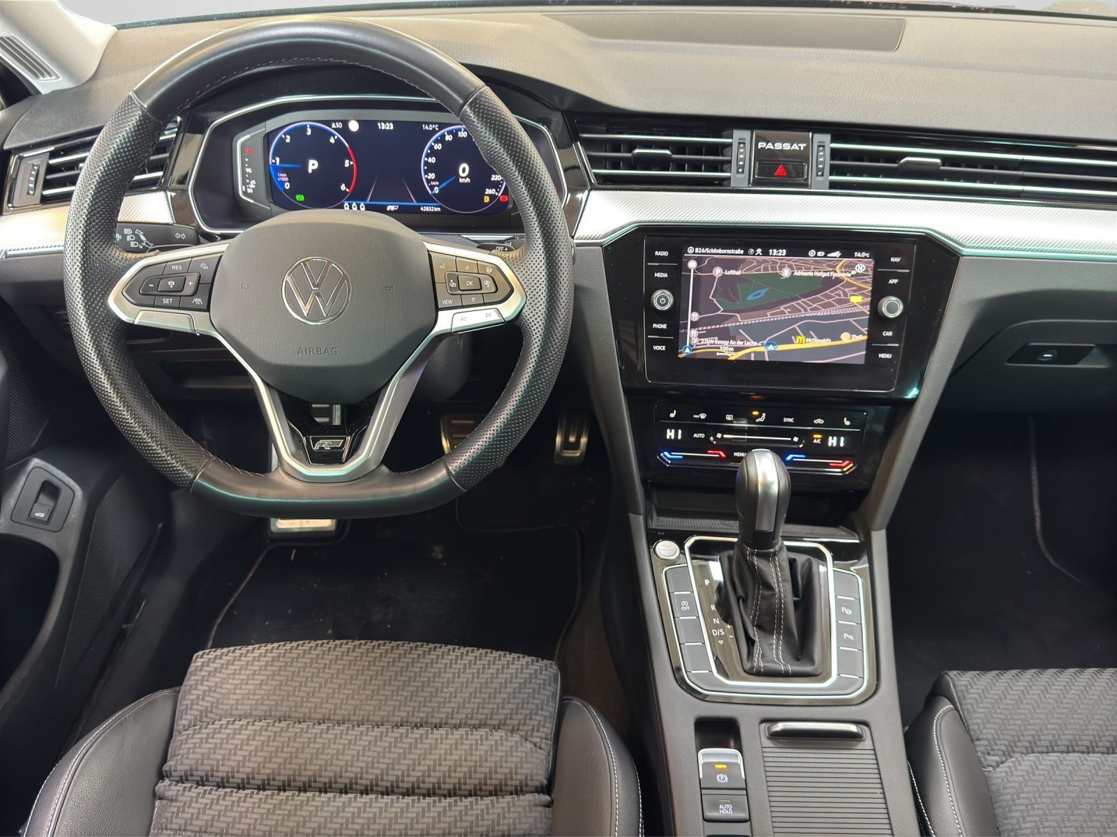 Volkswagen Passat Variant - Bild 4