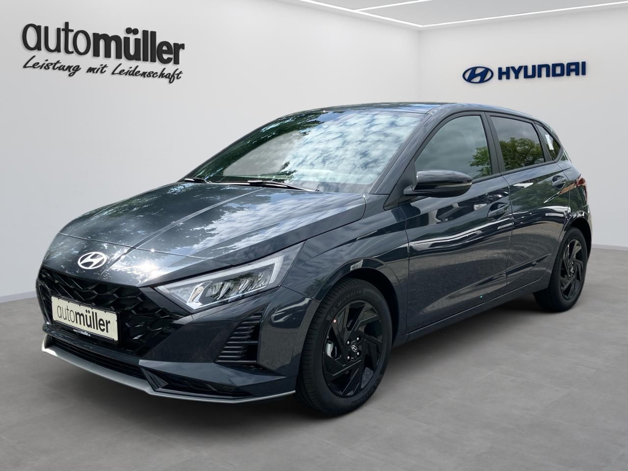 Fahrzeugabbildung Hyundai i20 BLACKLINE SHZ*LHZ*NAVI*CARPLAY