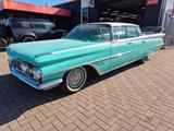 Oldsmobile Super 88 Holiday Sport - gebrauchte Oldsmobile Limousine