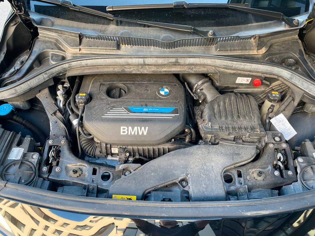 BMW 225
