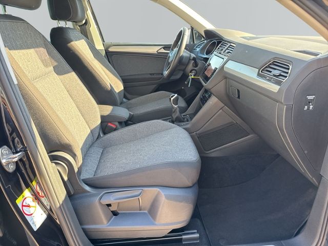 Tiguan 1.5 TSI MOVE LED+NAVI.+AHK+ACC+SIHZ+PDC+L