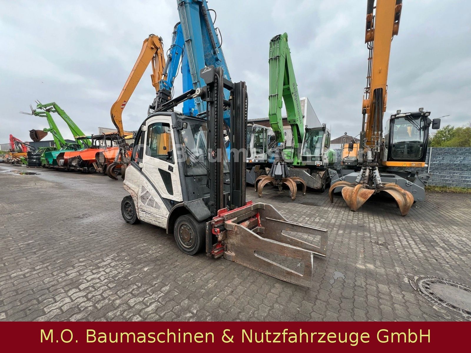 Fahrzeugabbildung Linde H 40 D  /Ballenzange / SS /ZV/ Duplex/4t/4m/