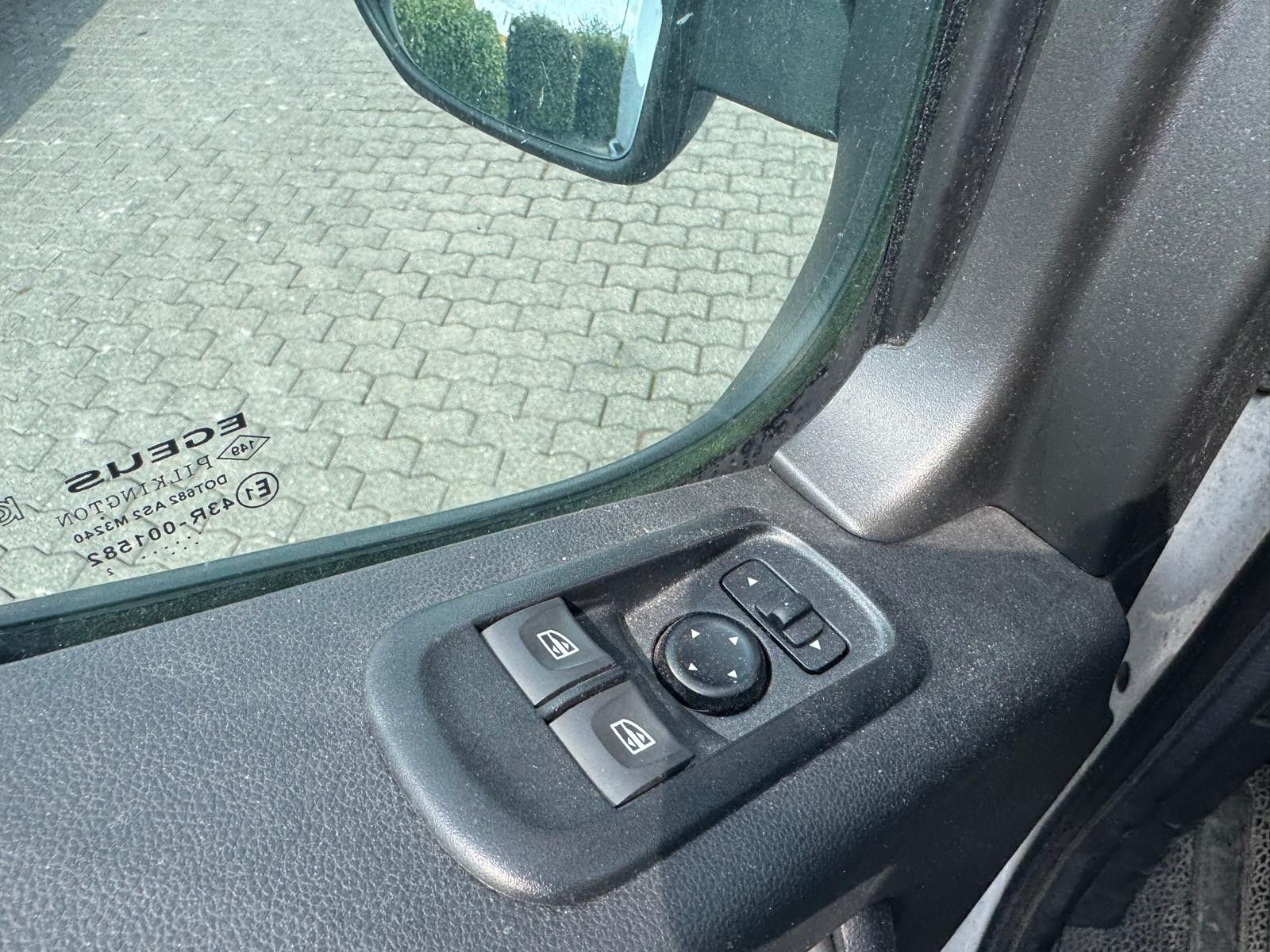 Fahrzeugabbildung Renault Master III Kasten L1H2 HKa 3,5t/1.HAND/KLIMA