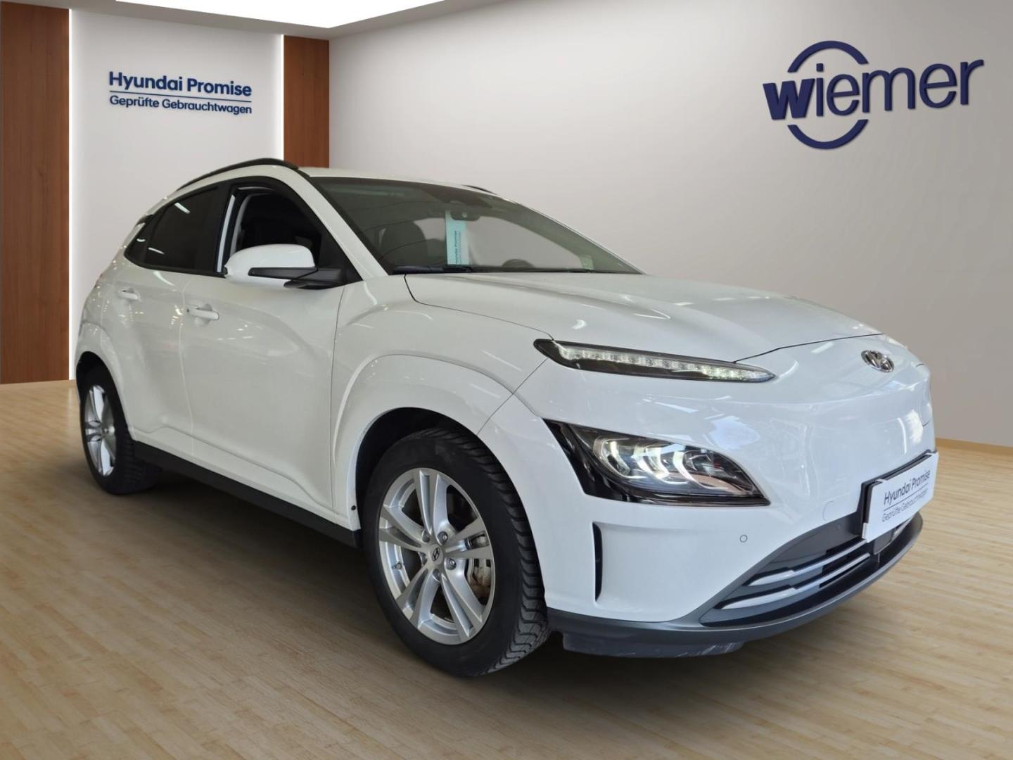 Hyundai KONA Trend Elektro 2WD Navi Soundsystem LED ACC 