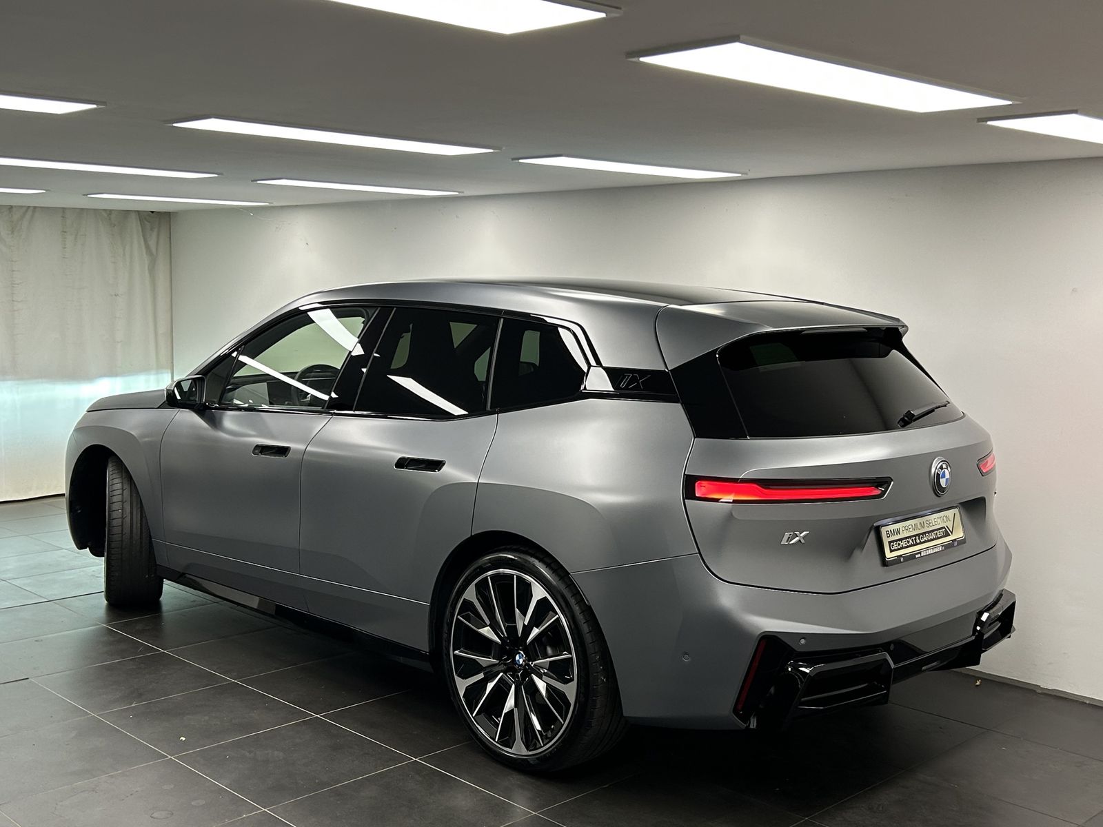 BMW iX xDrive60 M Sportpaket Pro Bowers&Wilkins Surr foto 4