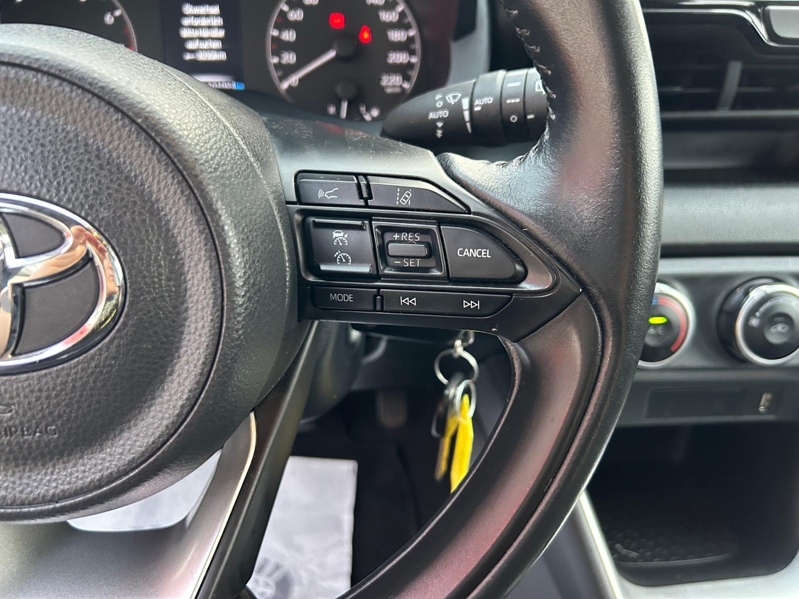 Toyota Yaris Comfort/KLIMA/GJR/KAM/TÜV NEU/ACC/FREISPRE